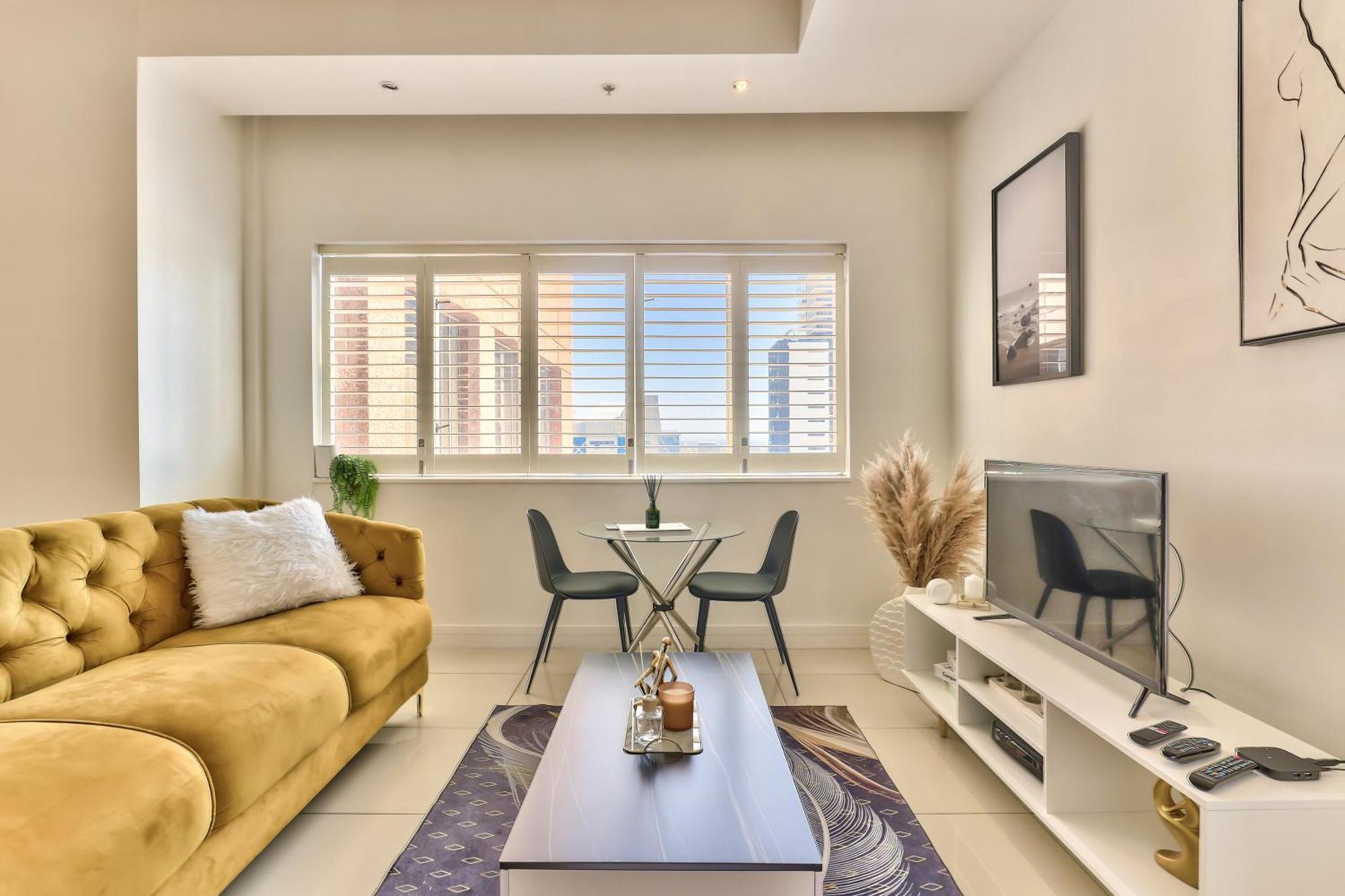 Apartamento Urban Oasis Suite- Modern Comfort Meets Lux